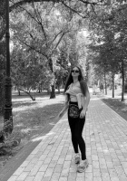 Ищу мужчину для тёплого, приятного общения и взаимного притяжения без лишней суеты и драмы.   – Фото 1