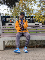 Ищу девушку со средним размером груди и ягодиц, в возрасте от 18 до 38 лет. – Фото 1