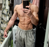 Девственник ищет девушку для ласк в её сторону – Фото 1