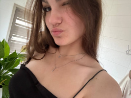 Ищу мужчину для знакомства, свиданий и встреч, люблю, ласки. Пишите, жду                – Фото 1