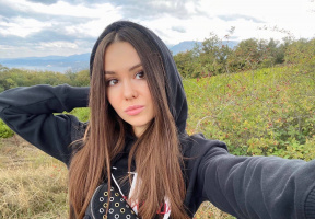 Ищу надежного и искреннего мужчину для совместных приключений!  – Фото 1