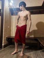 Парень приятной азиатской внешности  – Фото 2